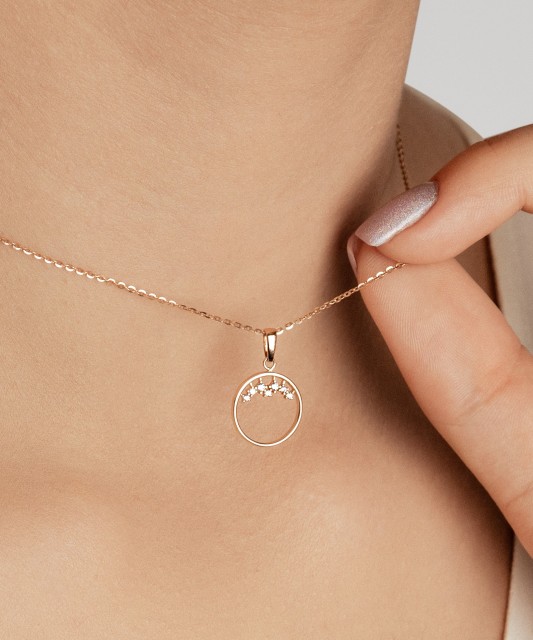 Kuldripats tsirkoonidega