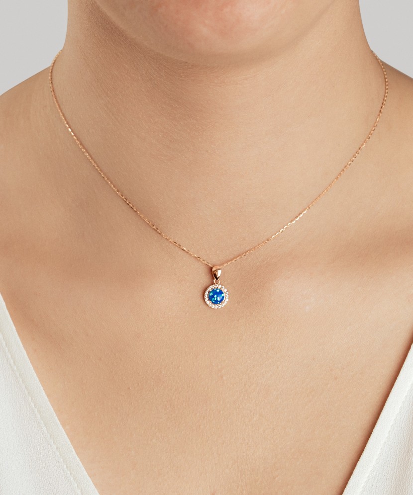 Золотая подвеска с опалом и цирконами