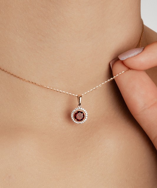 Kuldripats tsirkoonidega