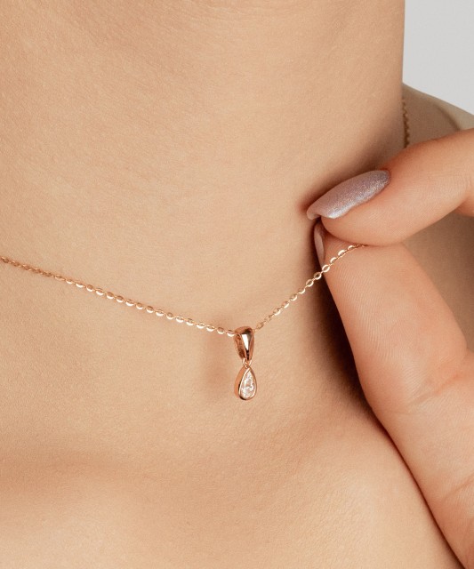 Золотой подвеска с цирконами