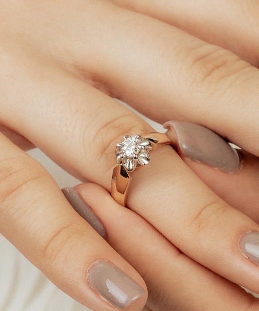 copy of Золотое кольцо с бриллиантом