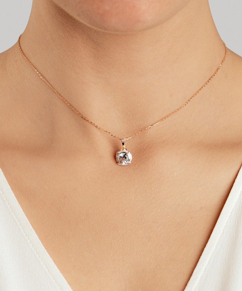 Kuldripats topaasi ja briljantidega