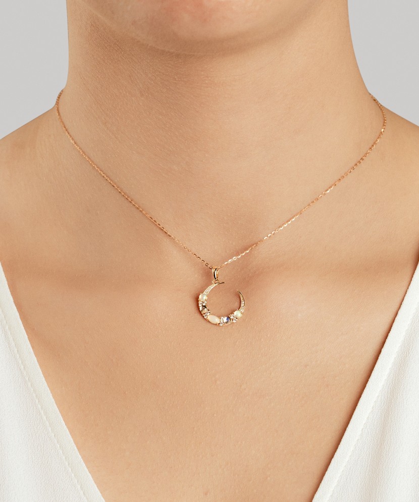 Kollase kulla ripats teemantide, opaalide ja topaasidega