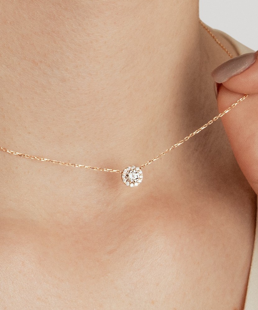 Золотая цепочка с подвеской из циркона