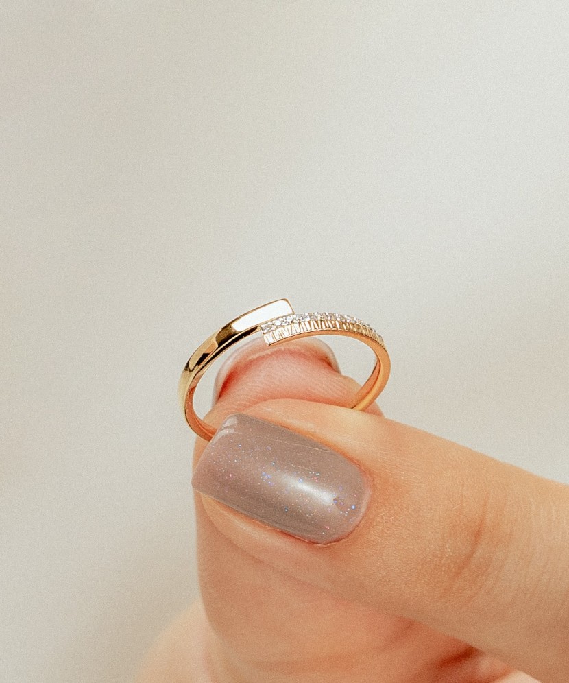 Kollasest Kullast Sõrmus Teemantide