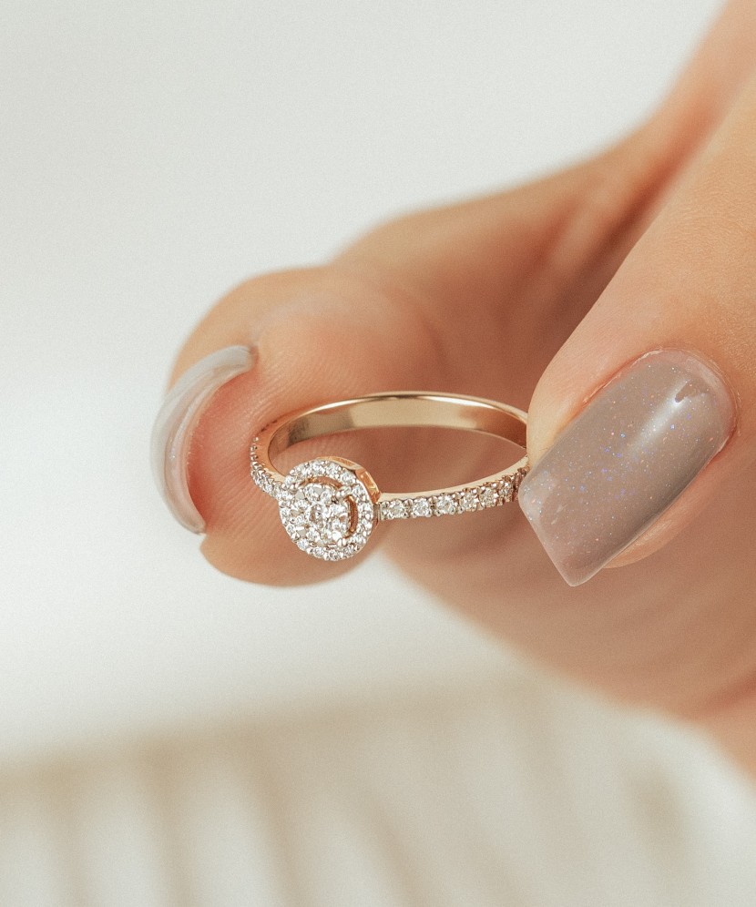 Kuldsõrmus teemanditega