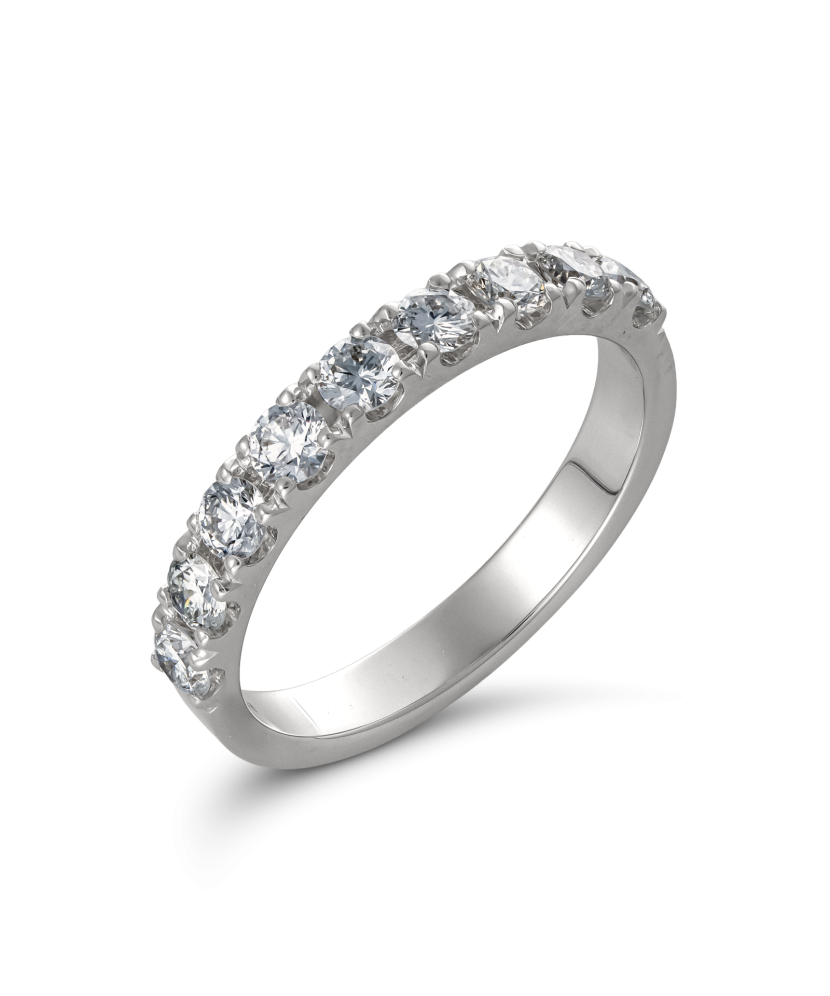 Valgest kullast sõrmus briljantidega (0.78ct)