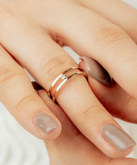 Золотое кольцо с бриллиантами