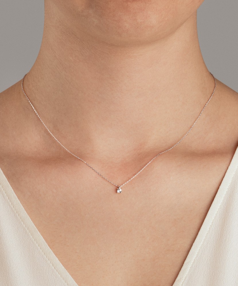 Valgest kullast kett tsirkoonist ripatsiga Goldinga 02593