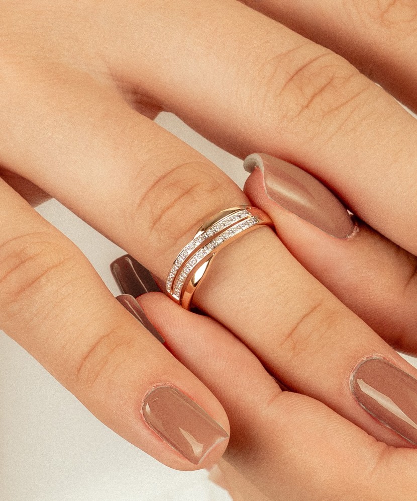 Золотое кольцо с алмазами