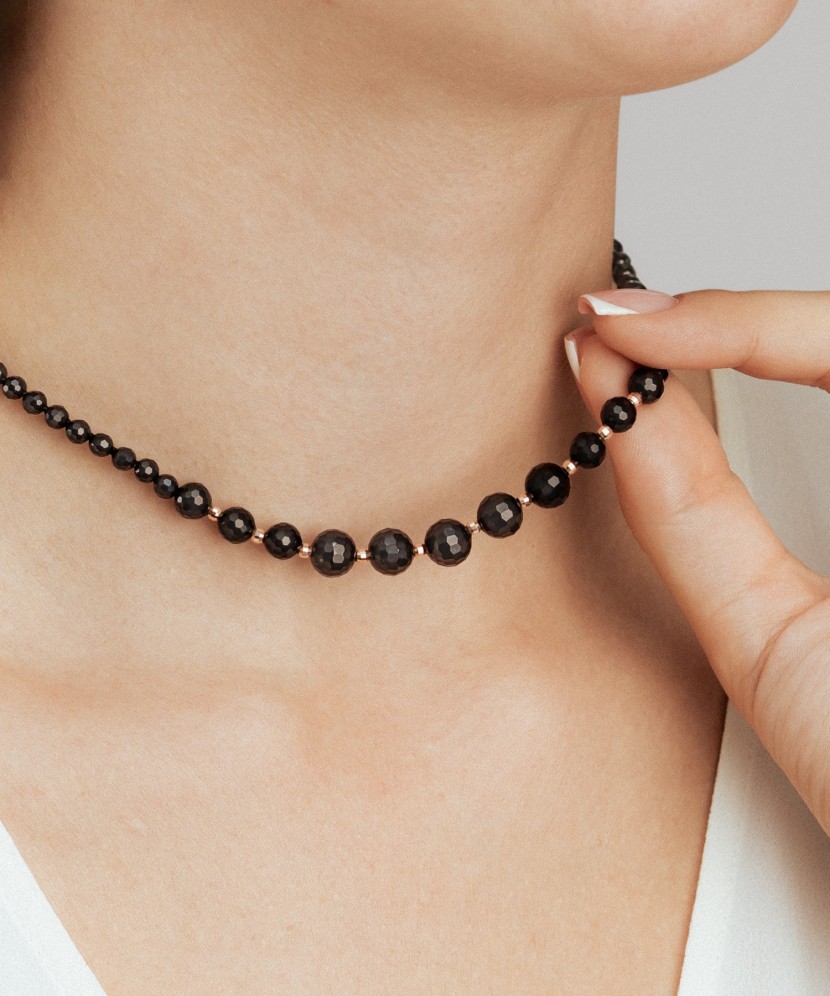 Oonüksi ja kullaga kaelakee