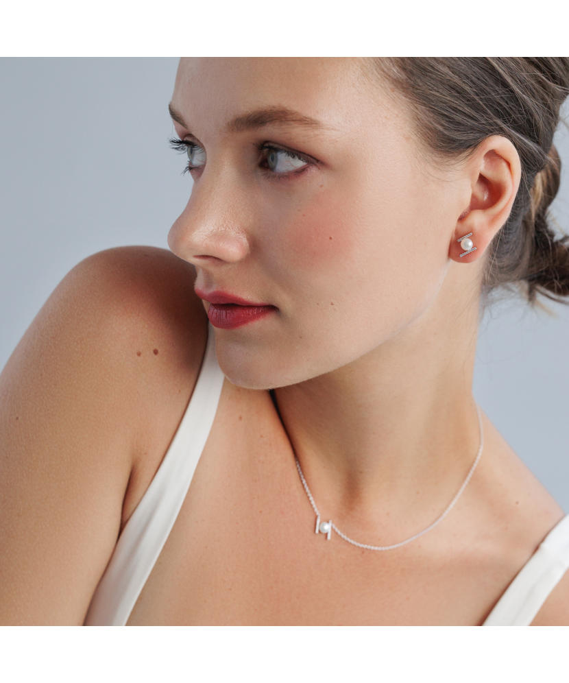 Hõbekett pärlist ripatsi ja tsirkoonidega