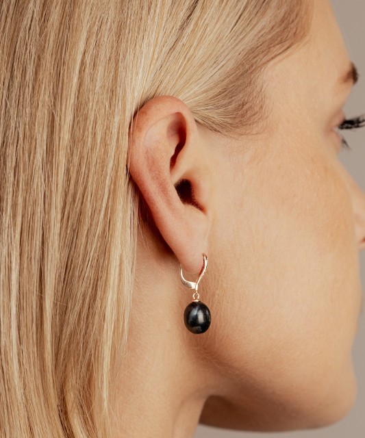 Kuldkõrvarõngad pärlitega