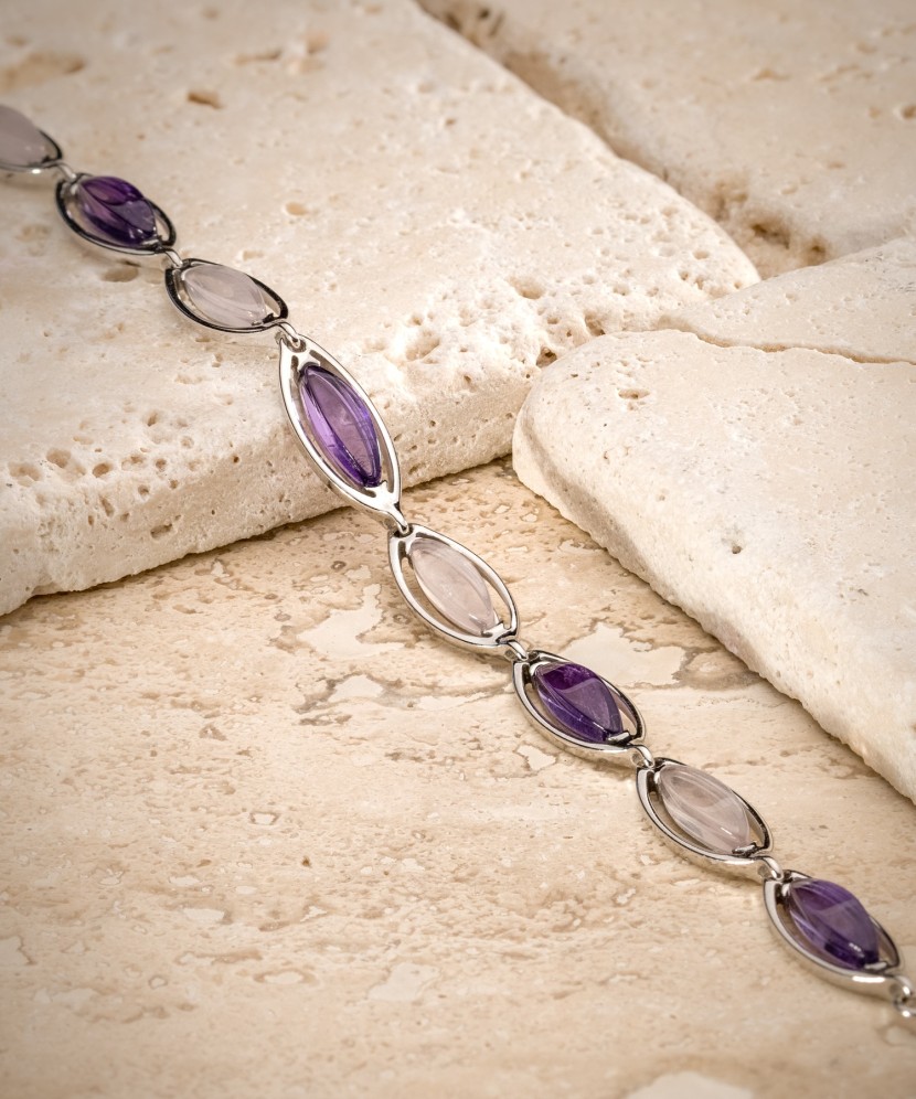 Hõbedast käevõru ametüstide ja roosa kvartsiga