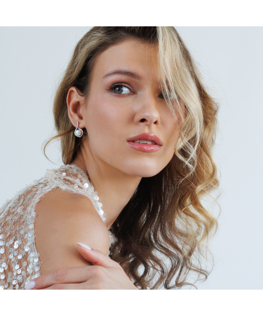 Серьги из серебра с жемчугом и цирконами