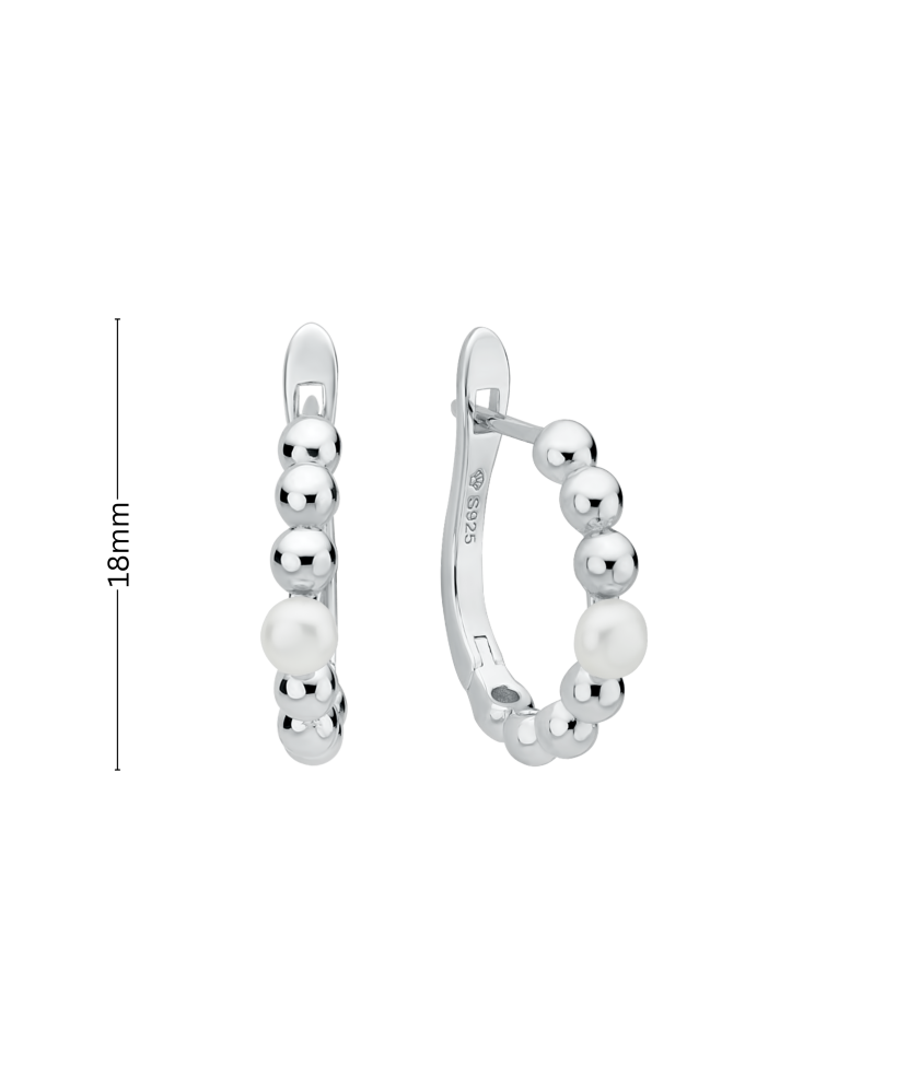 Hõbekõrvarõngad pärlitega