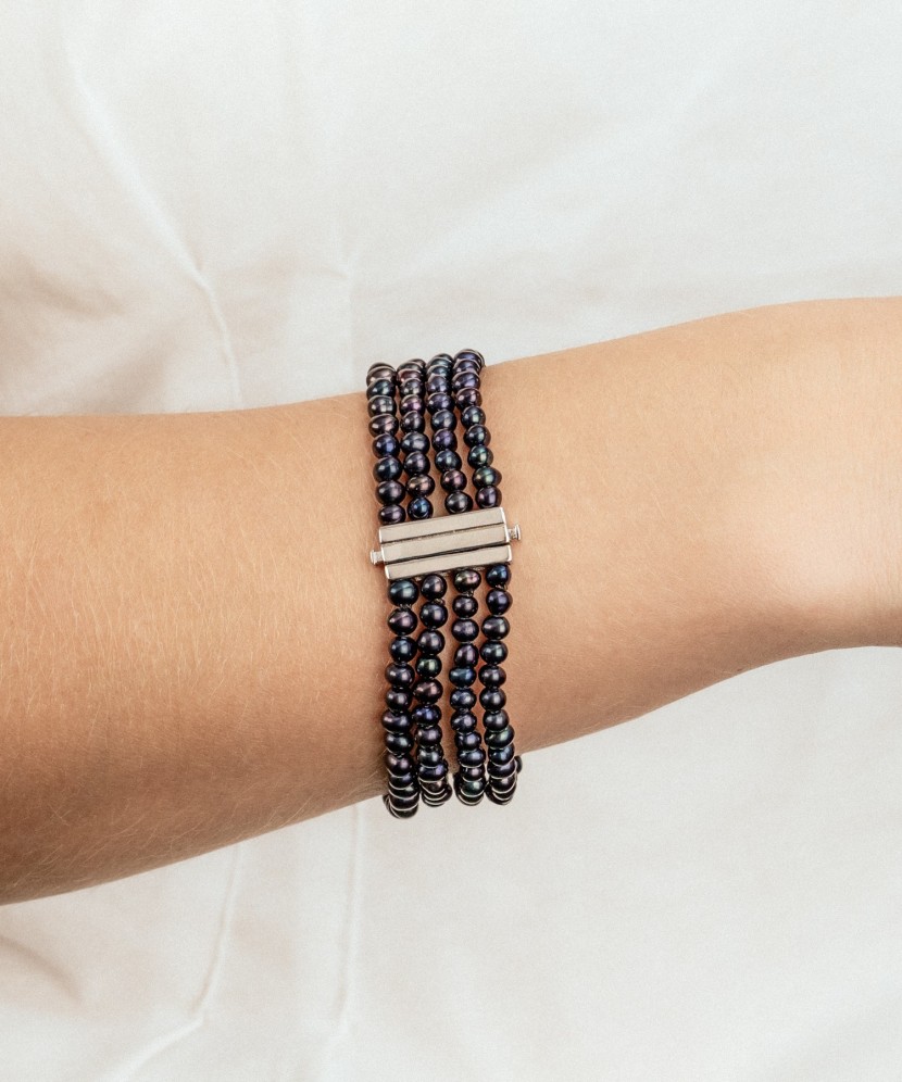 Pärlikäevõru hõbedaga