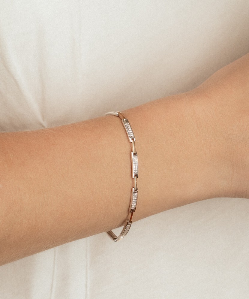 Браслет из позолоченного серебра с цирконами