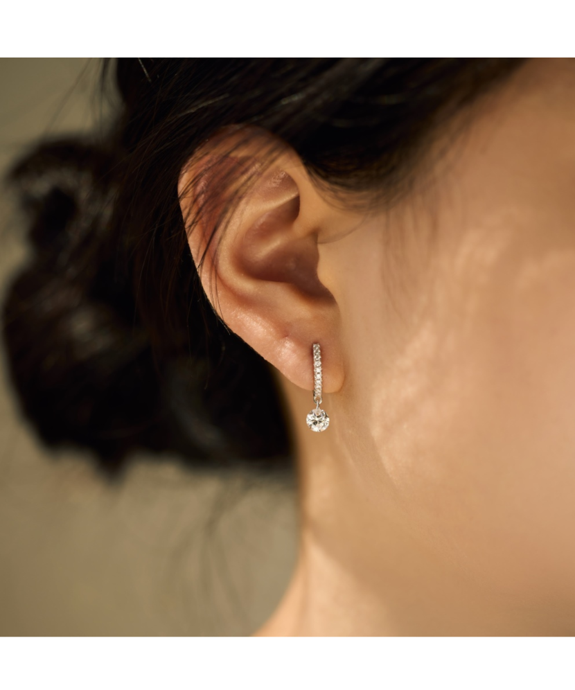 Hõbekõrvarõngad tsirkoonidega