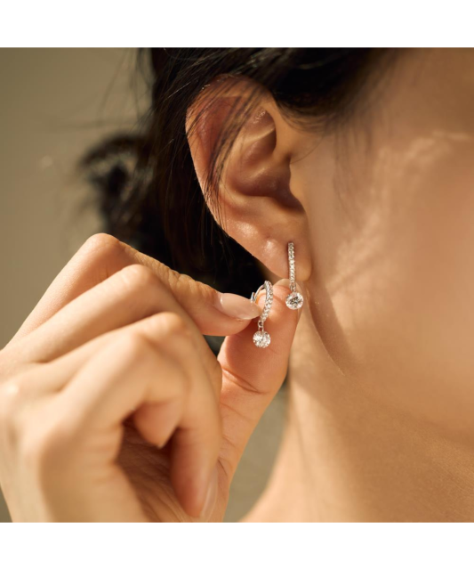 Серьги из серебра с цирконами