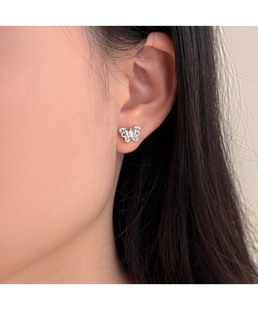 Hõbekõrvarõngad tsirkoonidega "Liblikas"