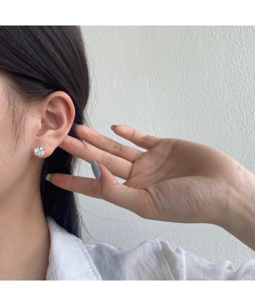 Позолоченные серьги из серебра с цирконами