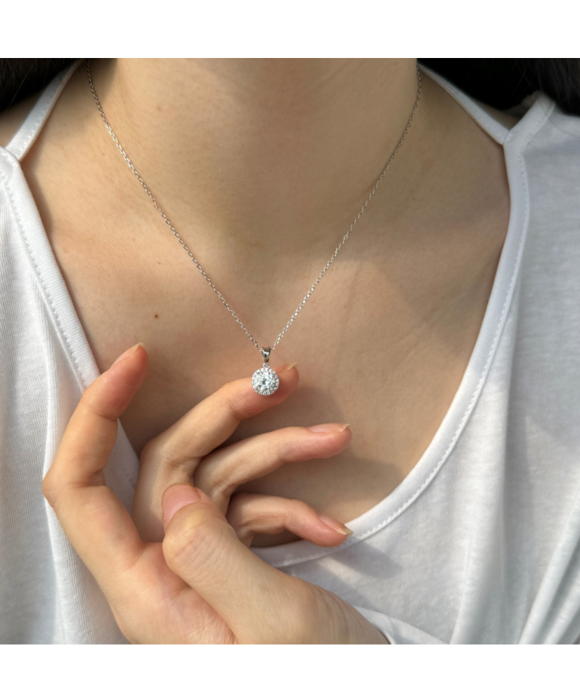 Hõbedane kett moissaniidist ripatsiga