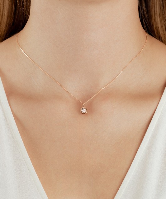 Золотой подвеска с алмазом