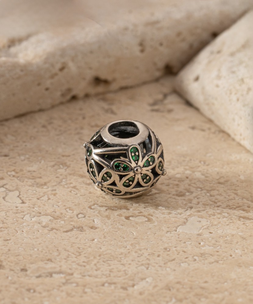 Kullatud hõberipats tsirkoonidega "Vaadike"