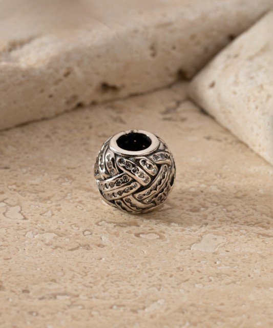 Kullatud hõberipats tsirkoonidega "Vaadike"