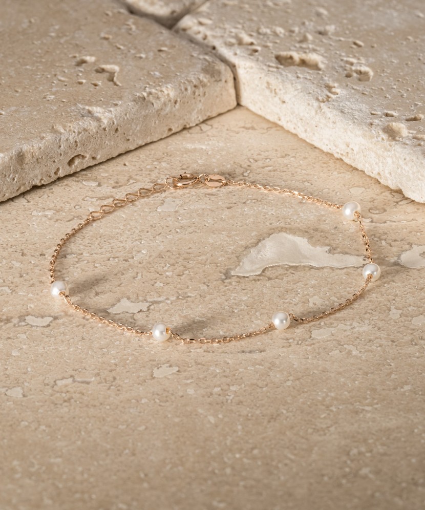 Kuldkäevõru pärlitega