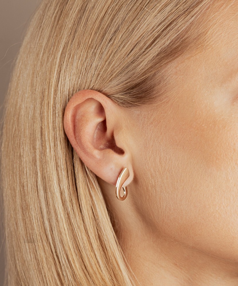 Золотые серьги