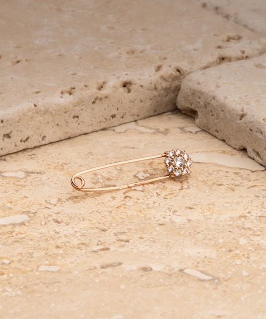 Kullast pross tsirkoonidega