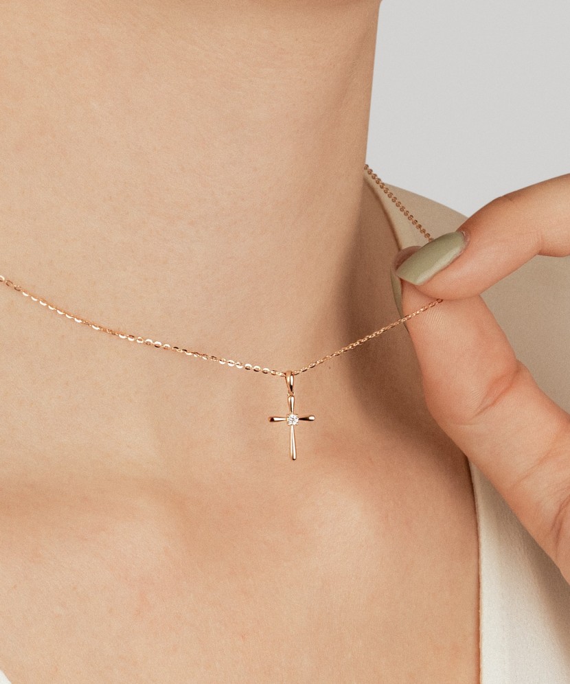 Kuldripats briljantidega "Rist"