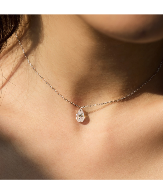 Серебряная цепочка с подвеской из циркона