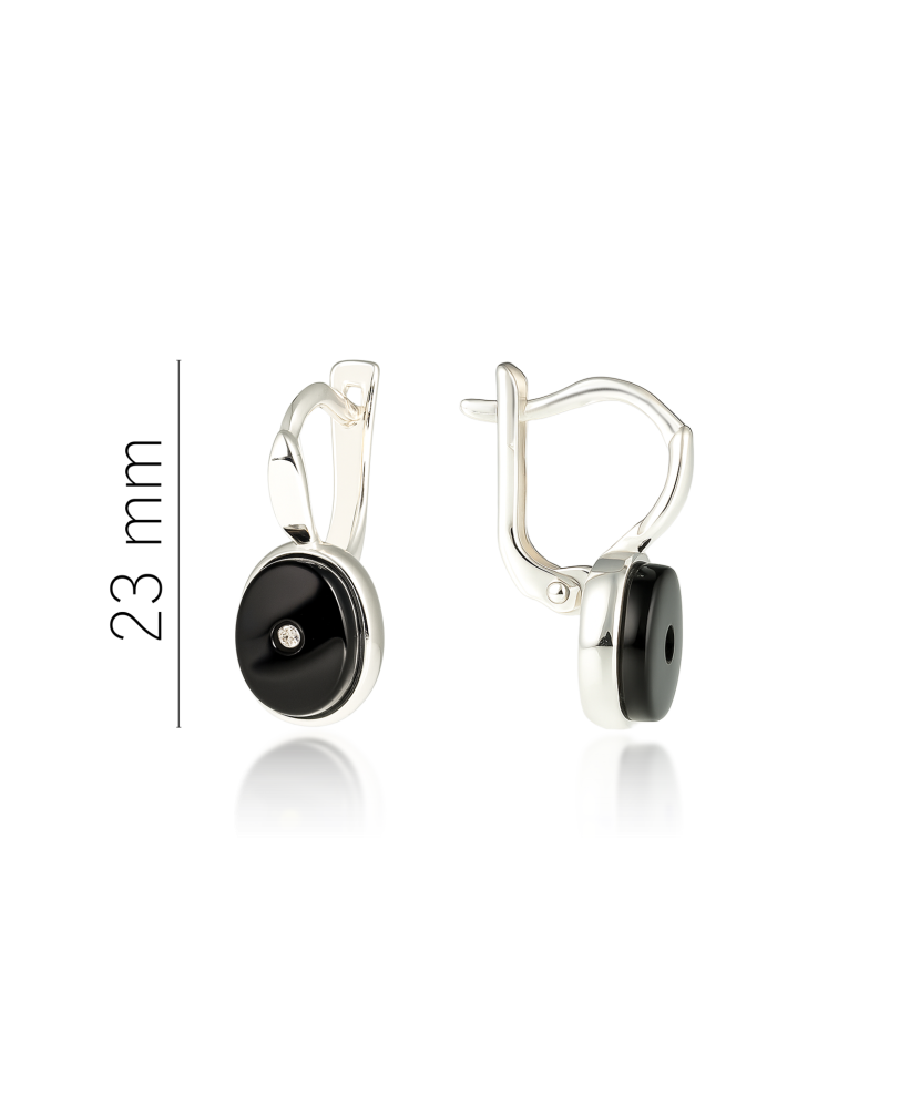 Hõbekõrvarõngad oonüksiga