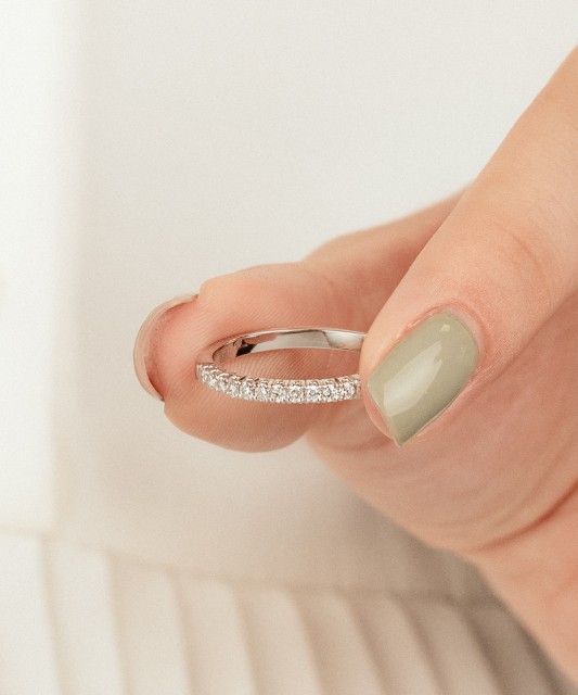 Кольцо из белого золота с бриллиантами (0.22ct)