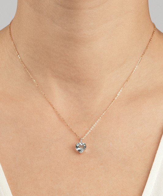 Kuldripats  topaasi ja tsirkoonidega