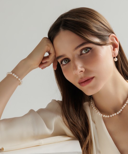 Pärlikäevõru kullaga