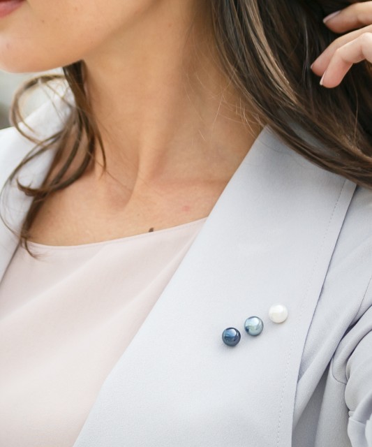 Серебряная брошь с жемчугом