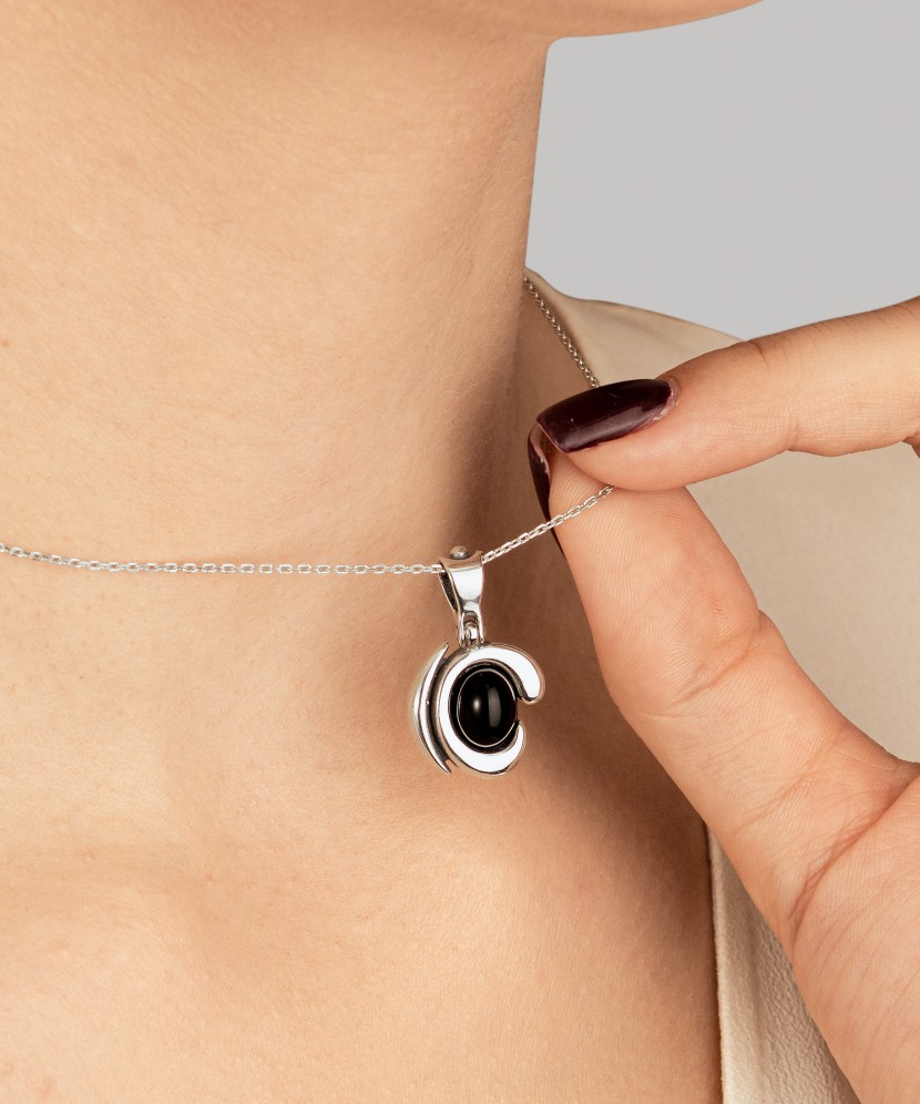 Hõberipats oonüksiga