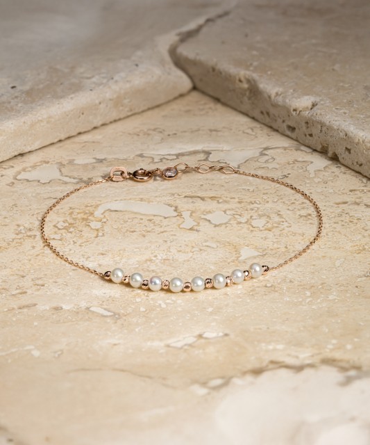 Золотой браслет с жемчугом