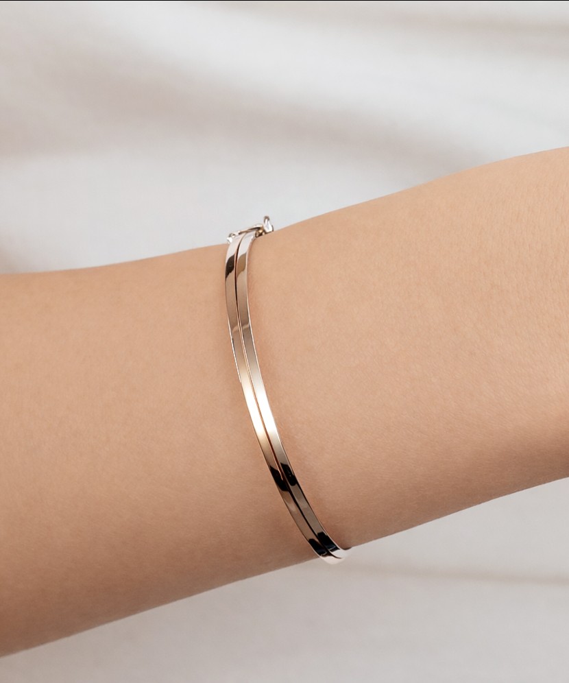 Jäik kullast käevõru