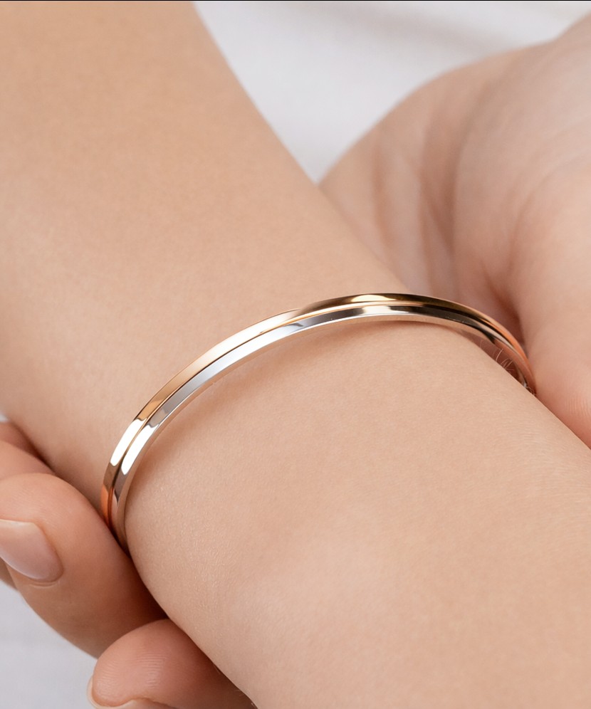 Jäik kullast käevõru