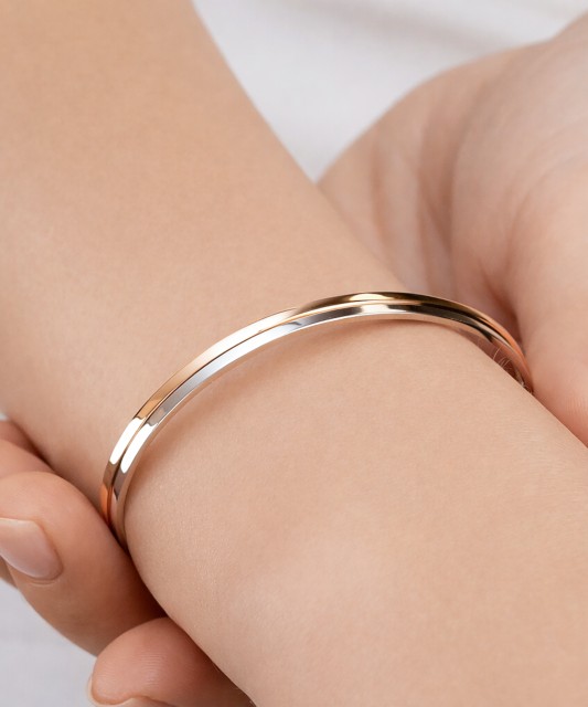 Jäik kullast käevõru