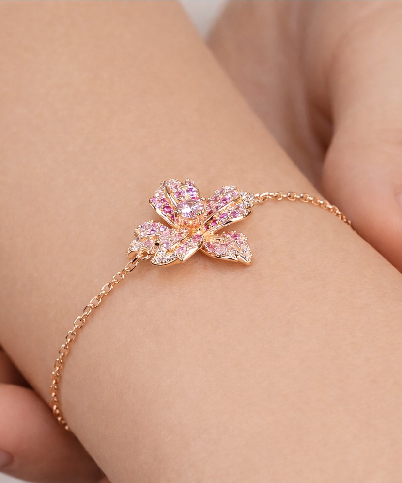 Hõbekäevõru tsirkoonidega kullatud