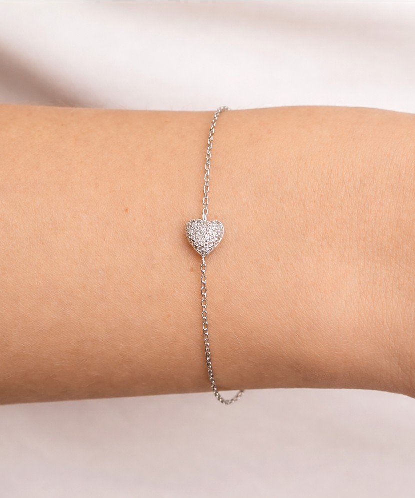 Hõbekäevõru tsirkoonidega