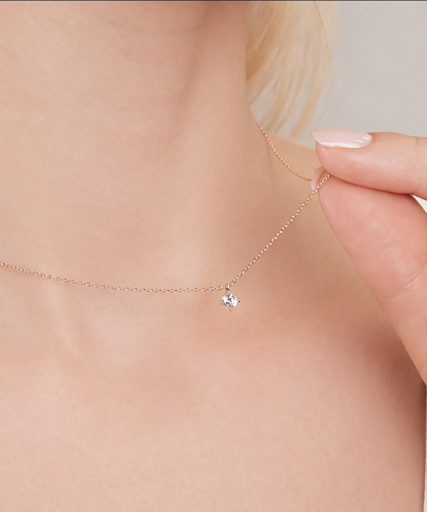 Kuldkett tsirkoonist ripatsiga