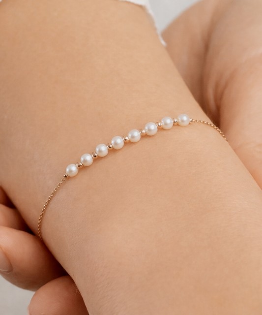 Kuldkäevõru pärlitega