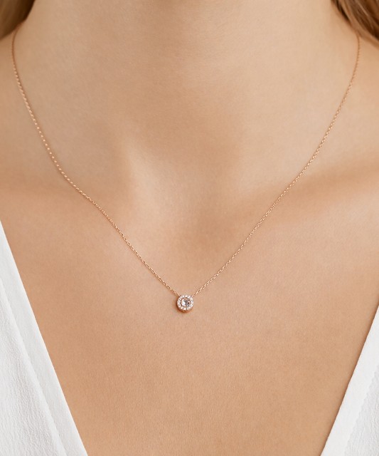 Kuldkett tsirkoonist ripatsiga